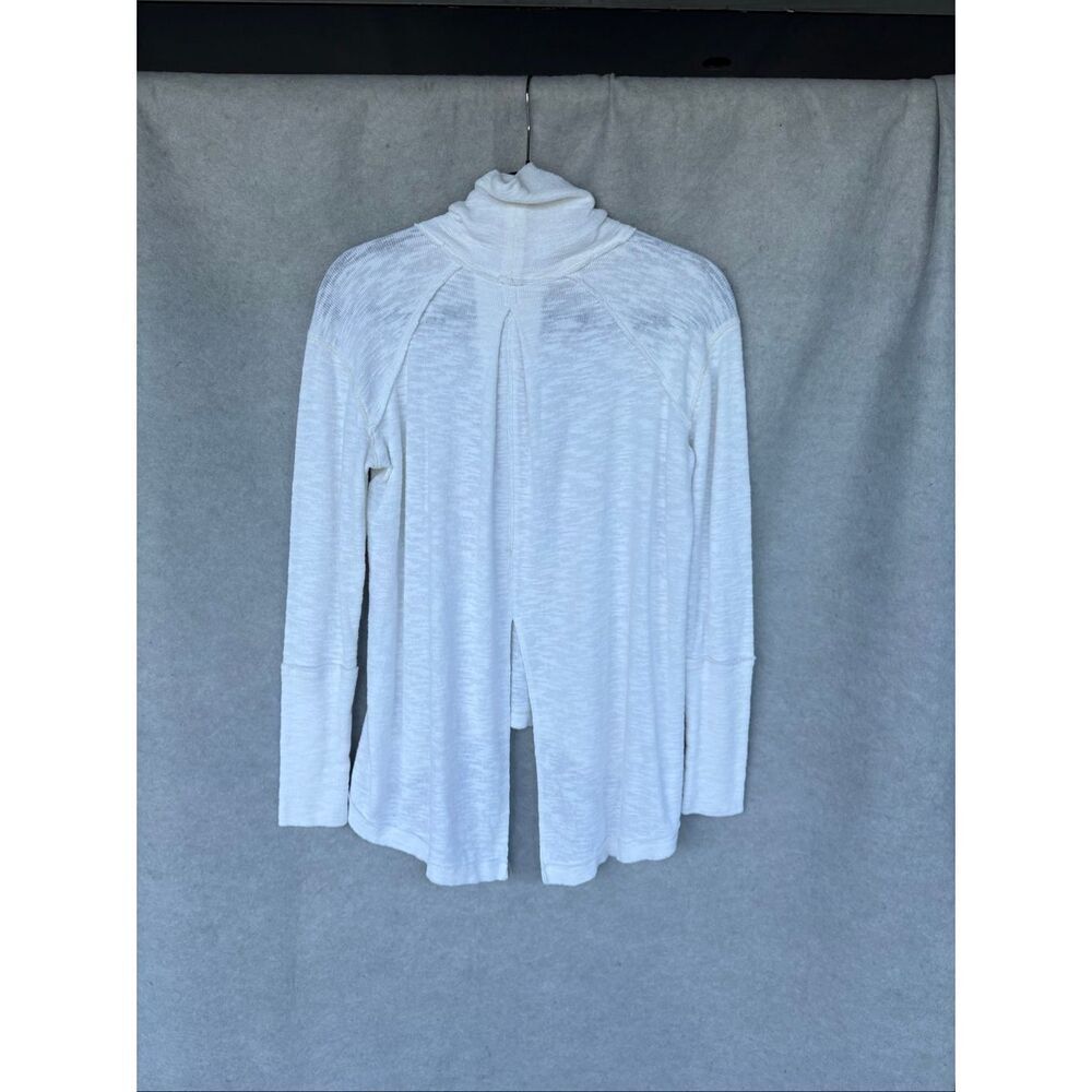 FreePeople White Turtleneck Tunic Sweater XS Lightweight Slouchy Split Back Boho - Picture 3 of 6